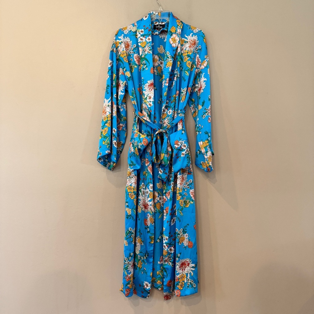 Lulu’s Staycation‎ Floral Print Satin Duster Sz S Robe - Picture 3 of 12